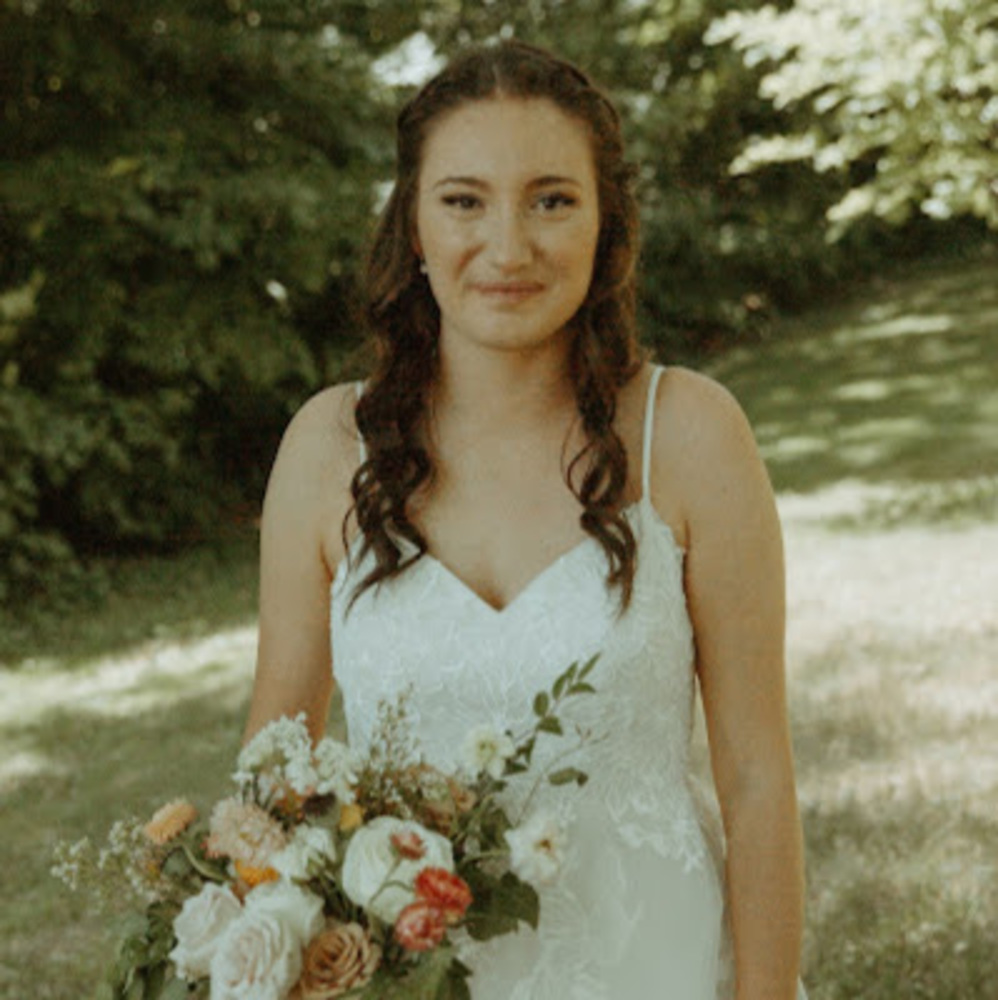 Meet your Posher, Olivia